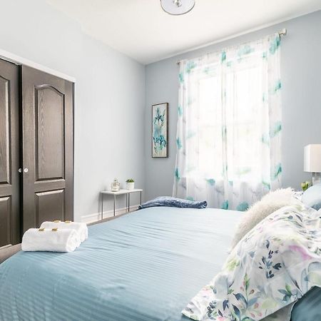 Newly Renovated 1Br Units - Near Little Italy Appartamento Ottawa Esterno foto