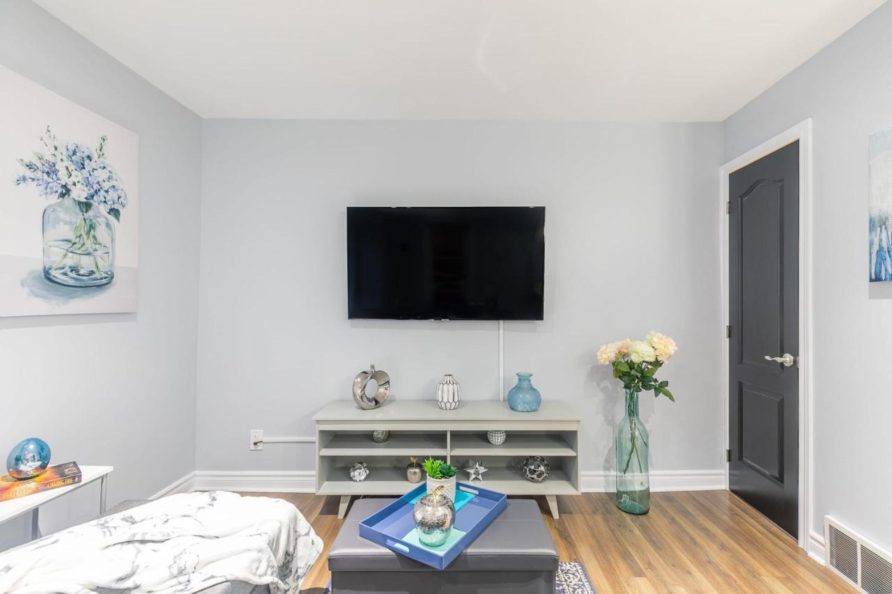 Newly Renovated 1Br Units - Near Little Italy Appartamento Ottawa Esterno foto