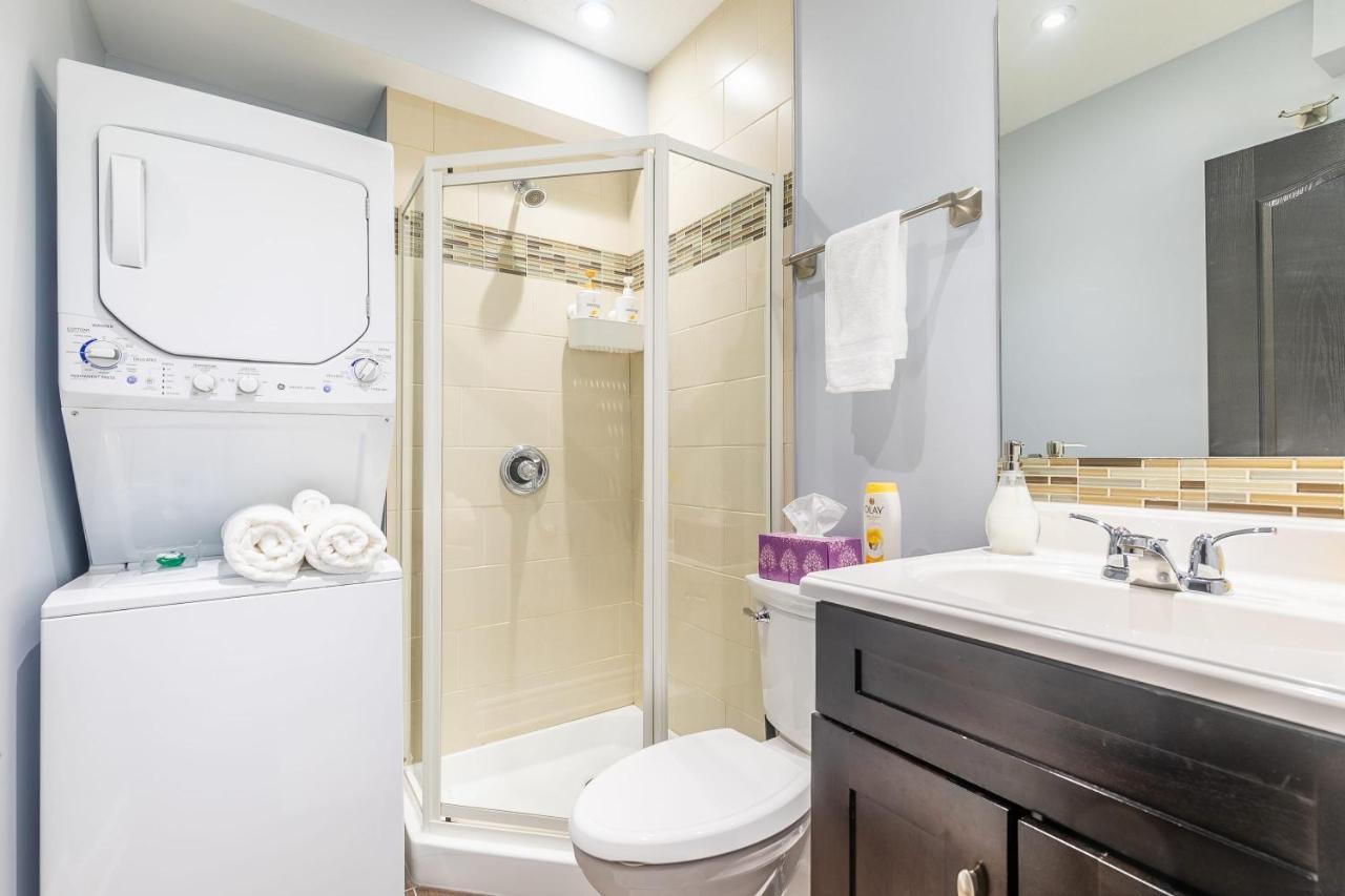 Newly Renovated 1Br Units - Near Little Italy Appartamento Ottawa Esterno foto