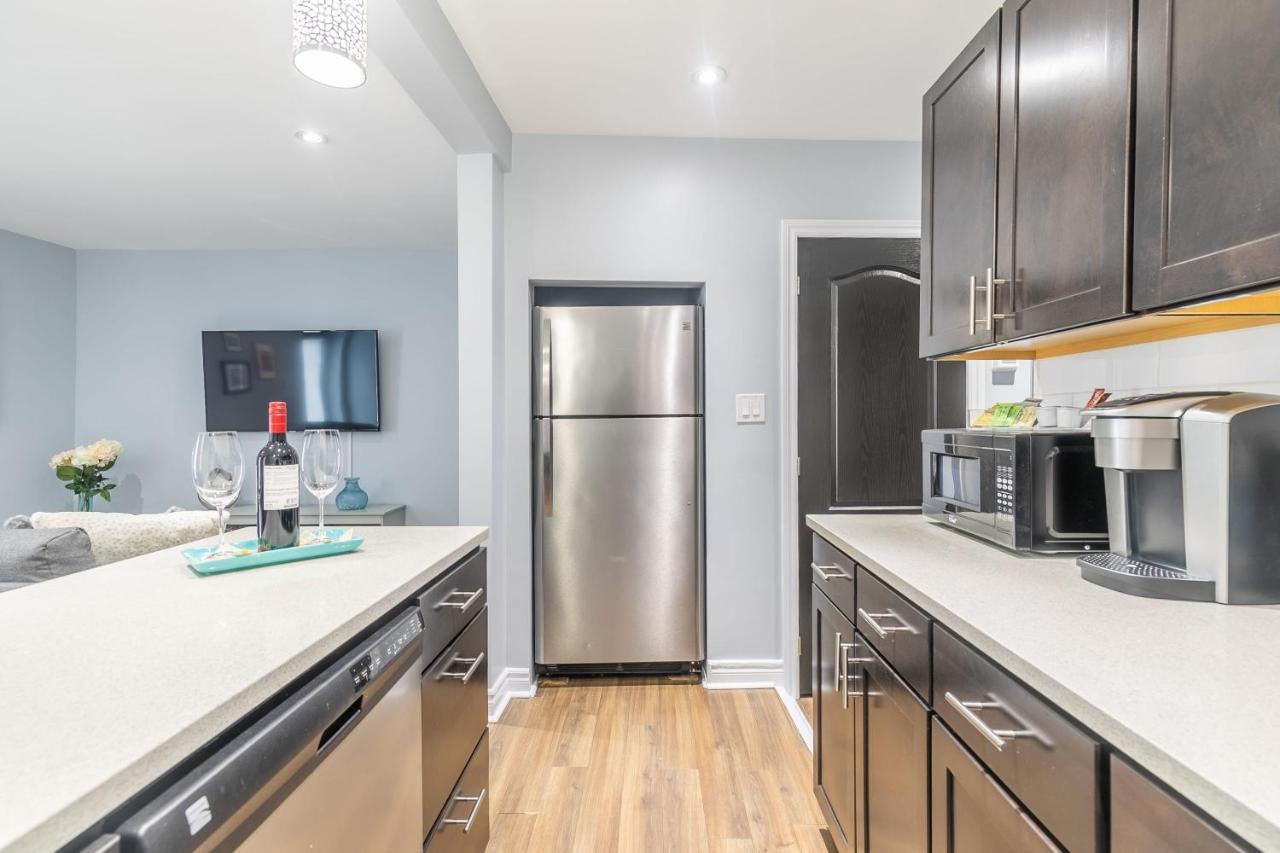 Newly Renovated 1Br Units - Near Little Italy Appartamento Ottawa Esterno foto