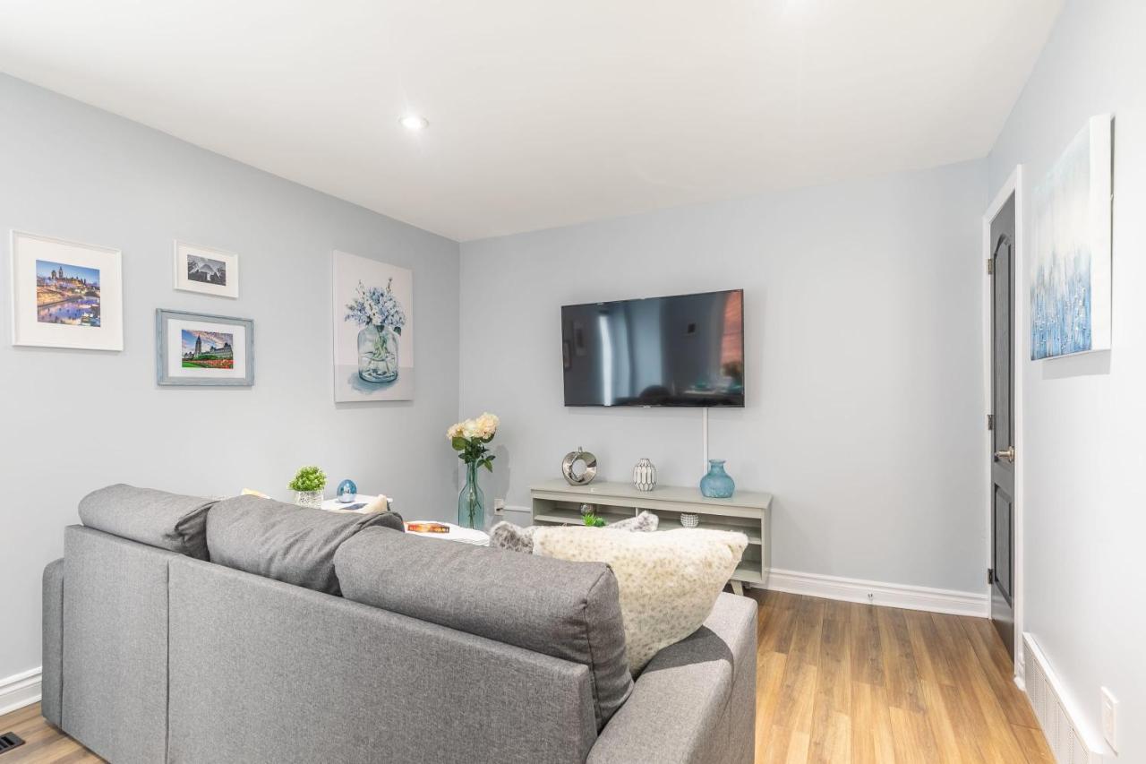 Newly Renovated 1Br Units - Near Little Italy Appartamento Ottawa Esterno foto
